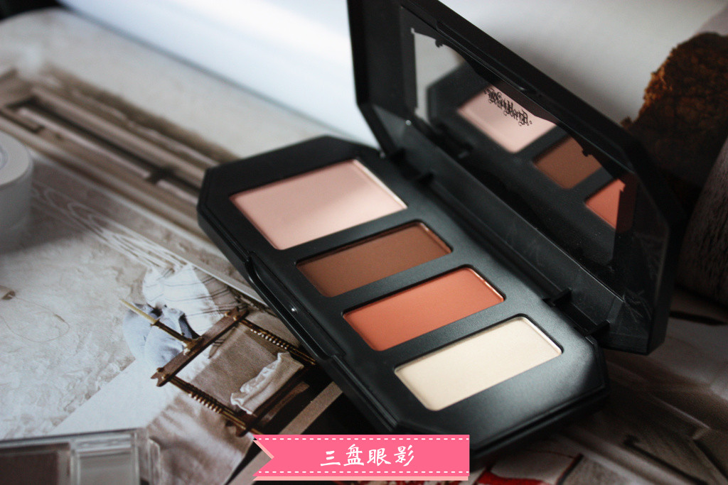 三盘眼影：Colourpop眼影Dgaf、KVD眼影Rust、Canmake眼影01试色